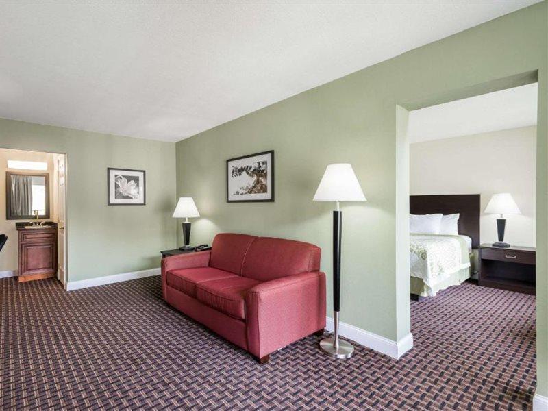 Days Inn By Wyndham Jellico - Tennessee State Line Екстер'єр фото
