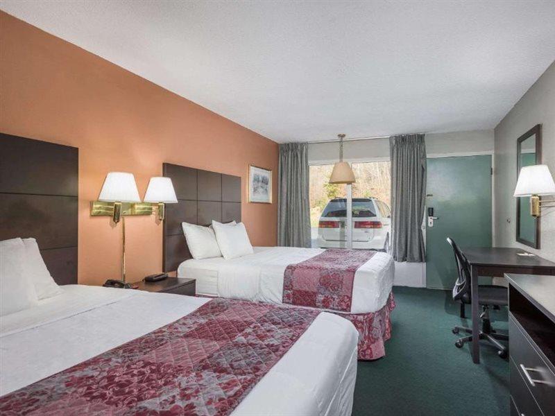 Days Inn By Wyndham Jellico - Tennessee State Line Екстер'єр фото