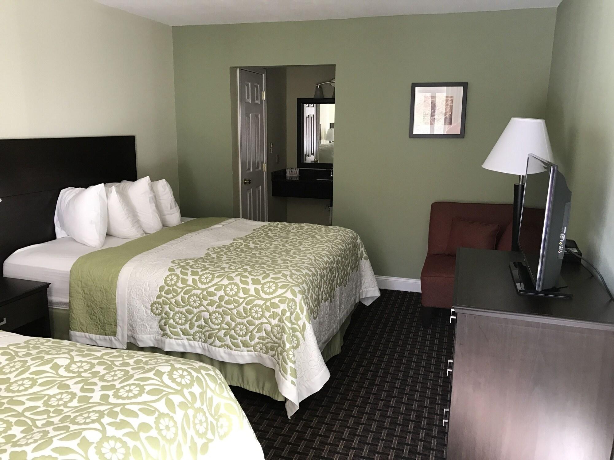 Days Inn By Wyndham Jellico - Tennessee State Line Екстер'єр фото