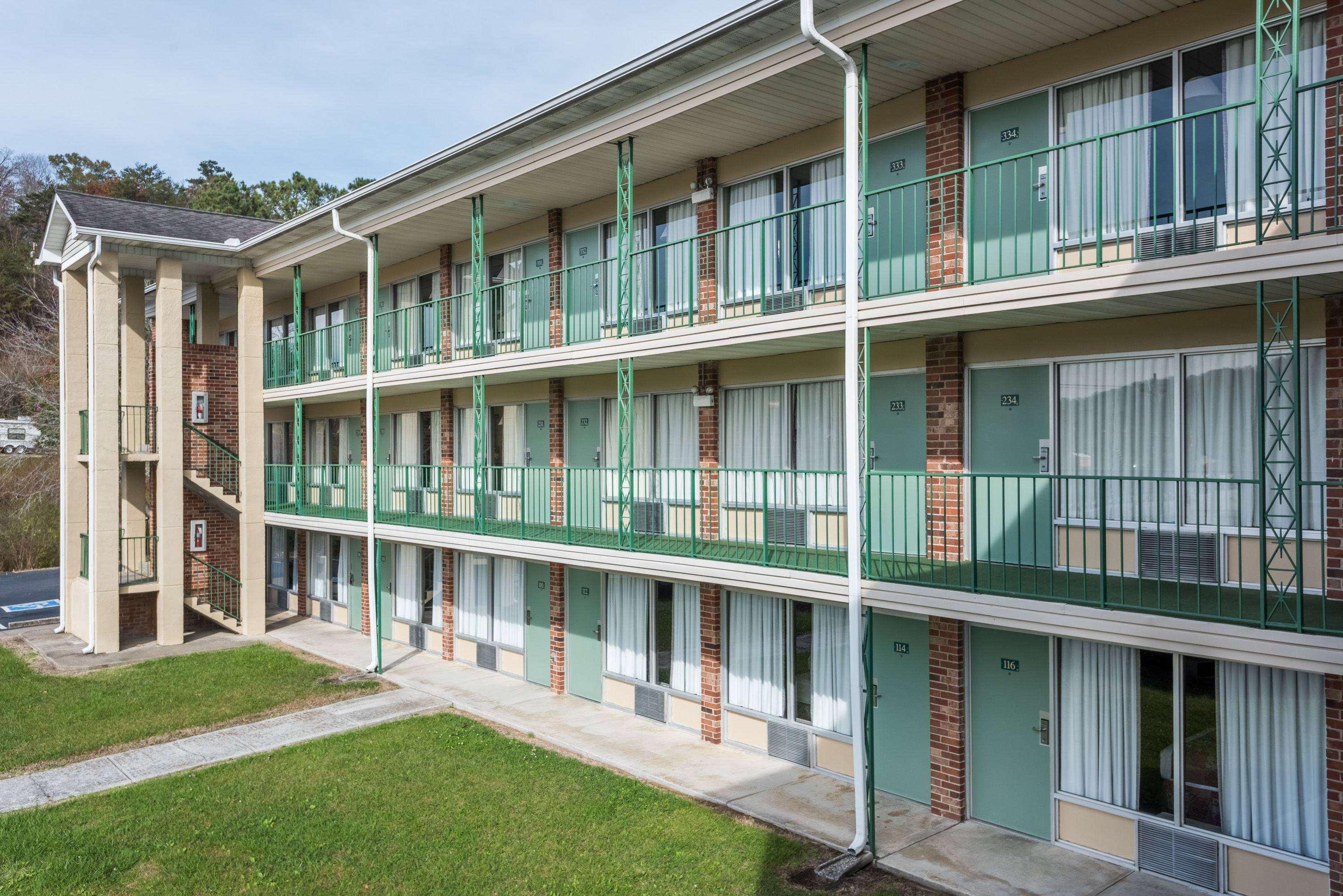 Days Inn By Wyndham Jellico - Tennessee State Line Екстер'єр фото